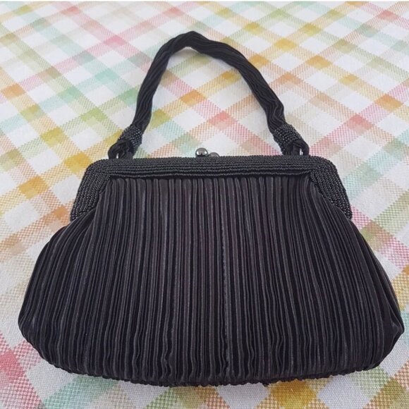 Jessica McClintock Black Beaded Evening Bag with Kiss Lock - Picture 4 of 10